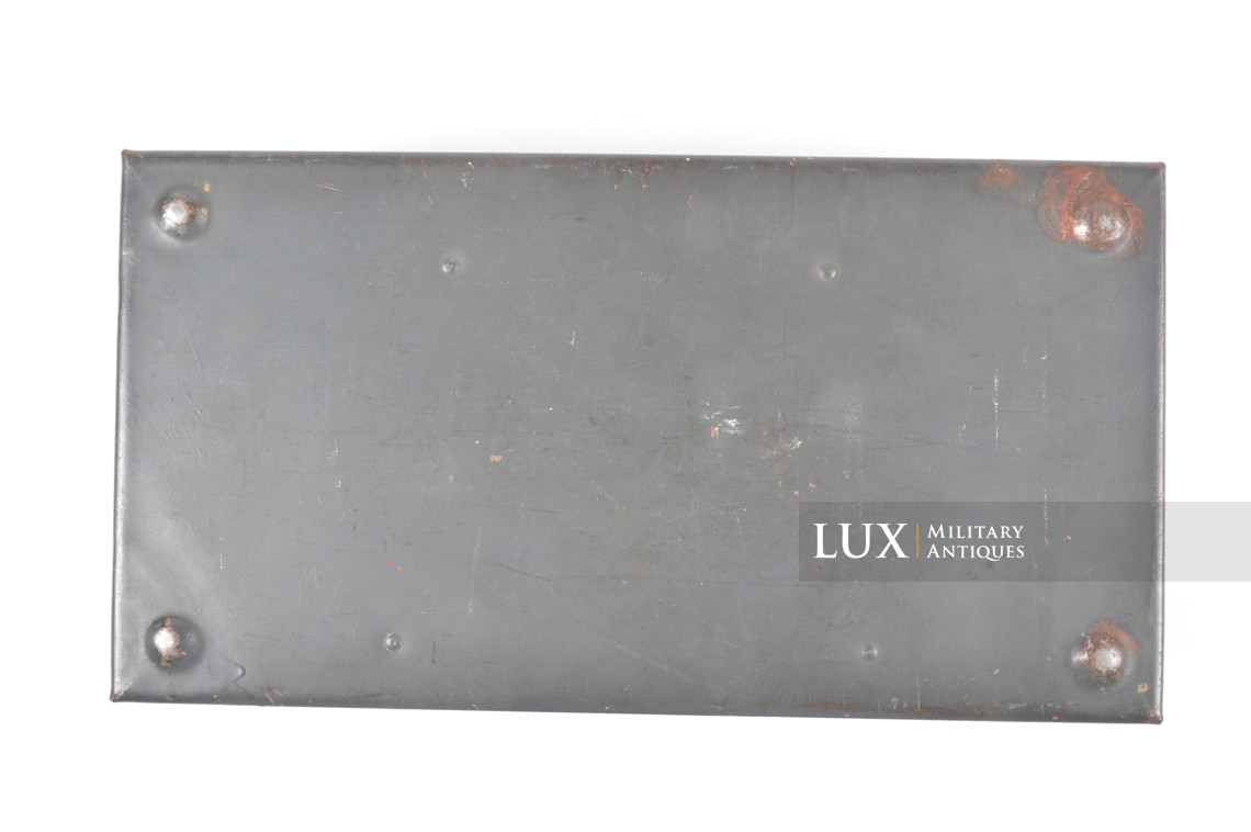 Caisse allemande de premiers soins avec son contenu, « Verbandkasten / 1939 » - photo 13