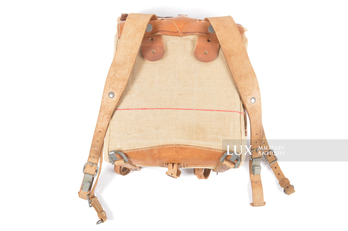 Sac à dos allemand médical fin de guerre, état neuf, « dny1944 » - photo 15