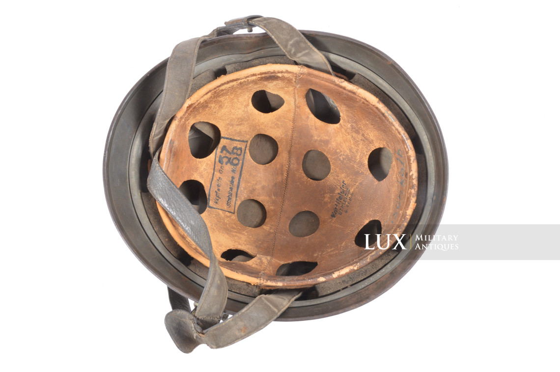 Casque parachutiste allemand M38 camouflé deux tons, « impacté » - photo 58