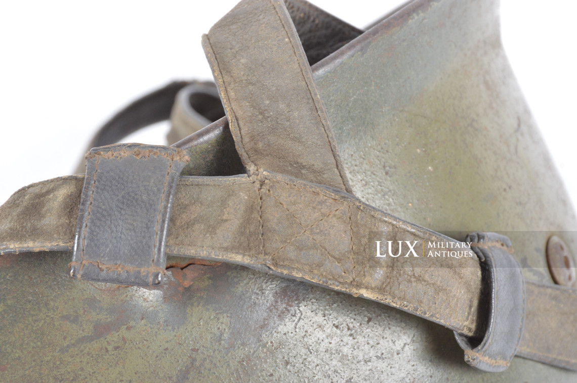 Casque parachutiste allemand M38 camouflé deux tons, « impacté » - photo 64