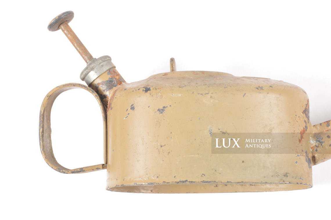 Burette d’huile moteur allemande fin de guerre sable, « K6 » - photo 12