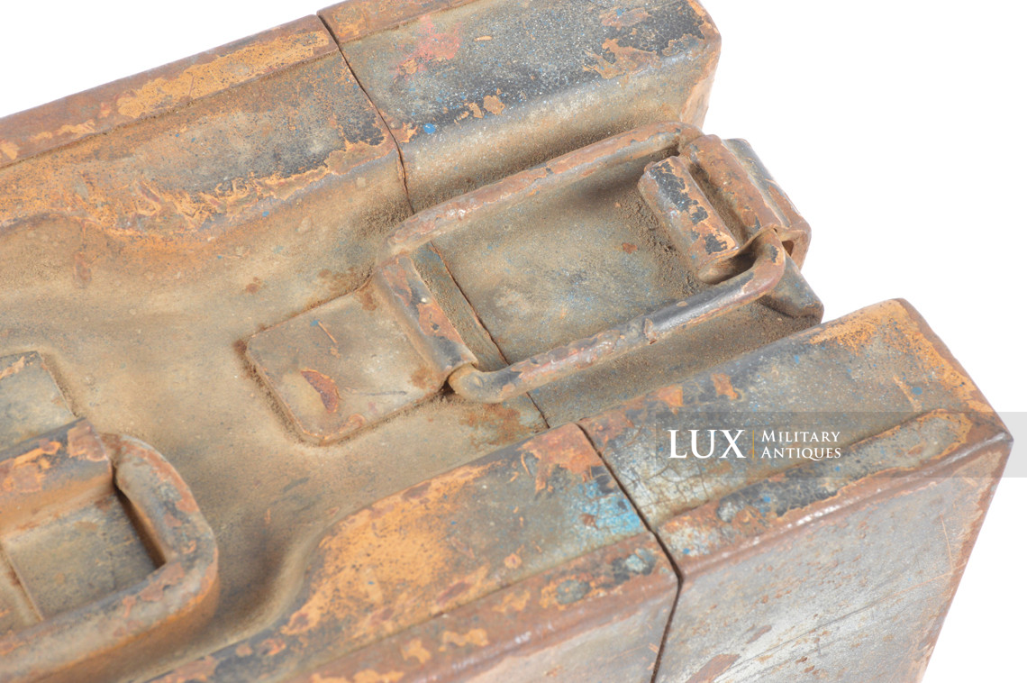 German 2cm flak magazine camouflage ammo case - photo 16