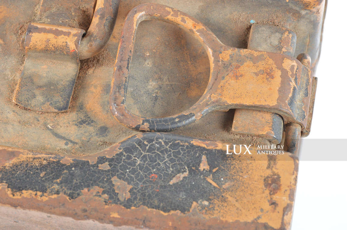German 2cm flak magazine camouflage ammo case - photo 34
