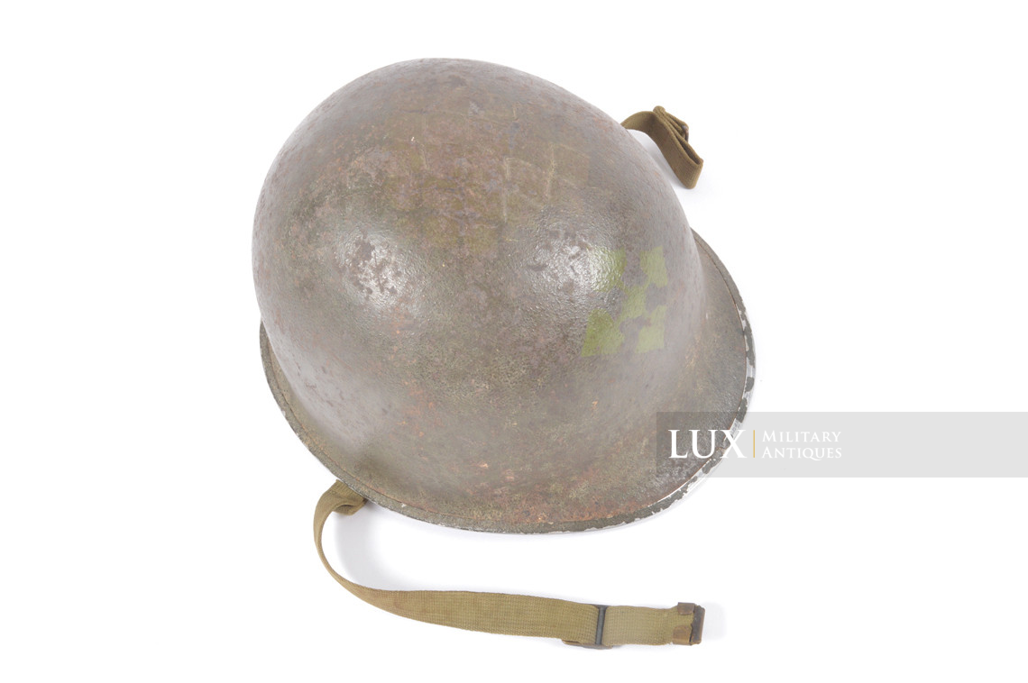 USM1 4th Infantry Division fixed bale camouflaged combat helmet, « IVY DIVISION » - photo 44