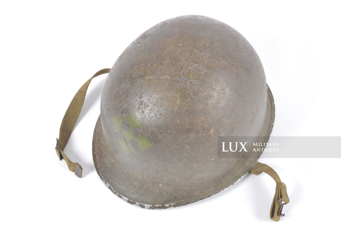 USM1 4th Infantry Division fixed bale camouflaged combat helmet, « IVY DIVISION » - photo 46