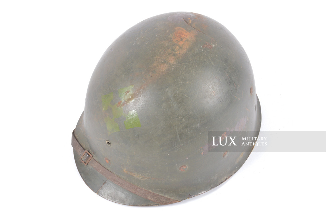 USM1 4th Infantry Division fixed bale camouflaged combat helmet, « IVY DIVISION » - photo 76