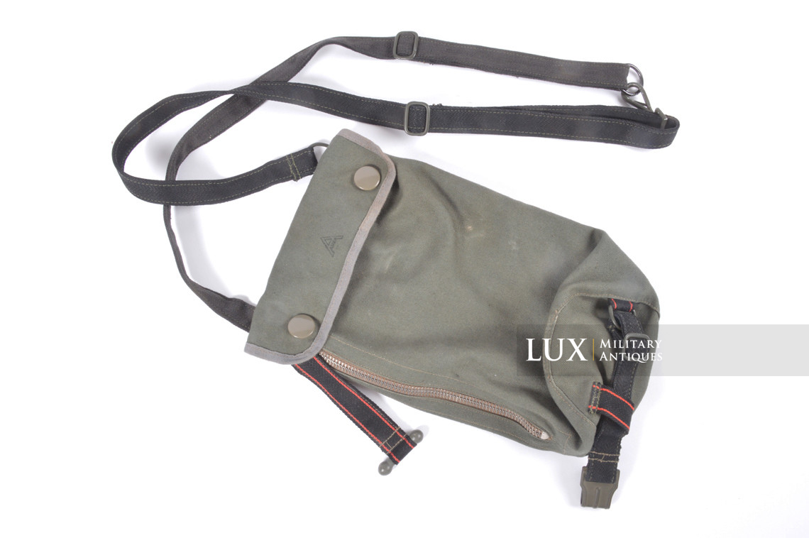 Earliest German paratrooper gas mask carry bag, « Auer » - photo 8