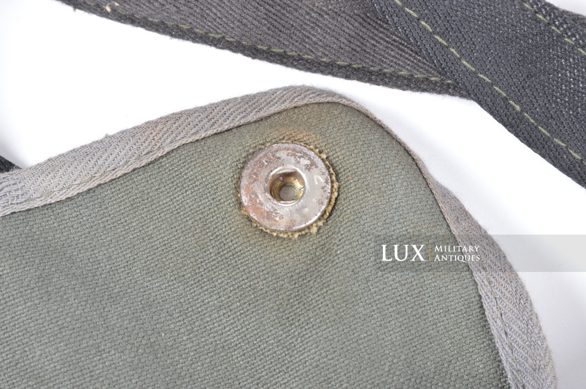 Earliest German paratrooper gas mask carry bag, « Auer » - photo 17