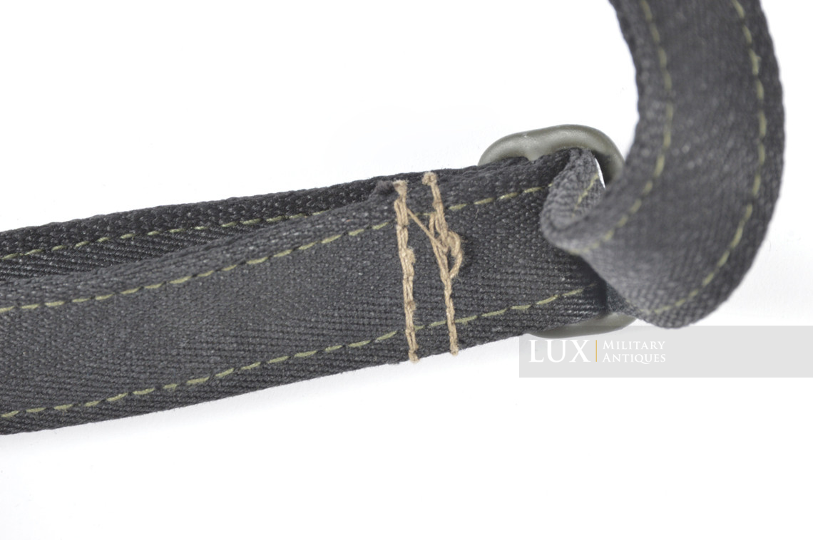 Earliest German paratrooper gas mask carry bag, « Auer » - photo 25