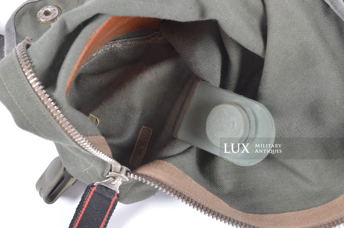 Earliest German paratrooper gas mask carry bag, « Auer » - photo 31