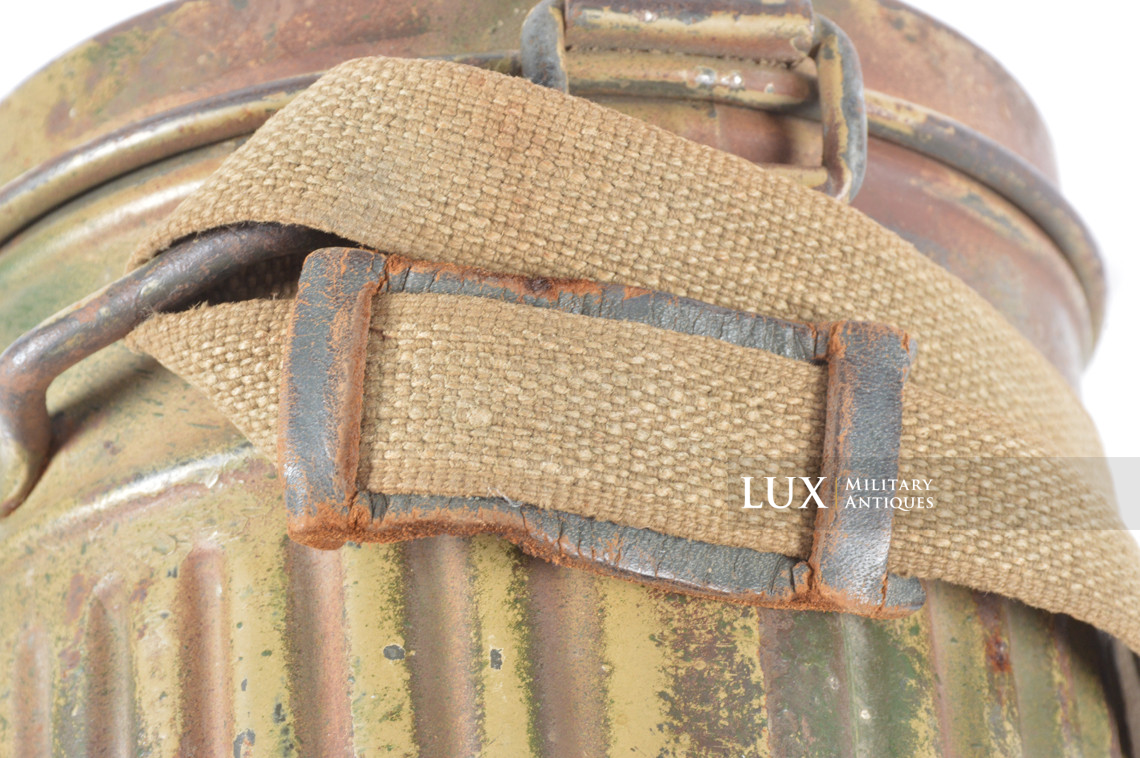 German three-tone camouflage gas mask canister, « Normandy » - photo 30