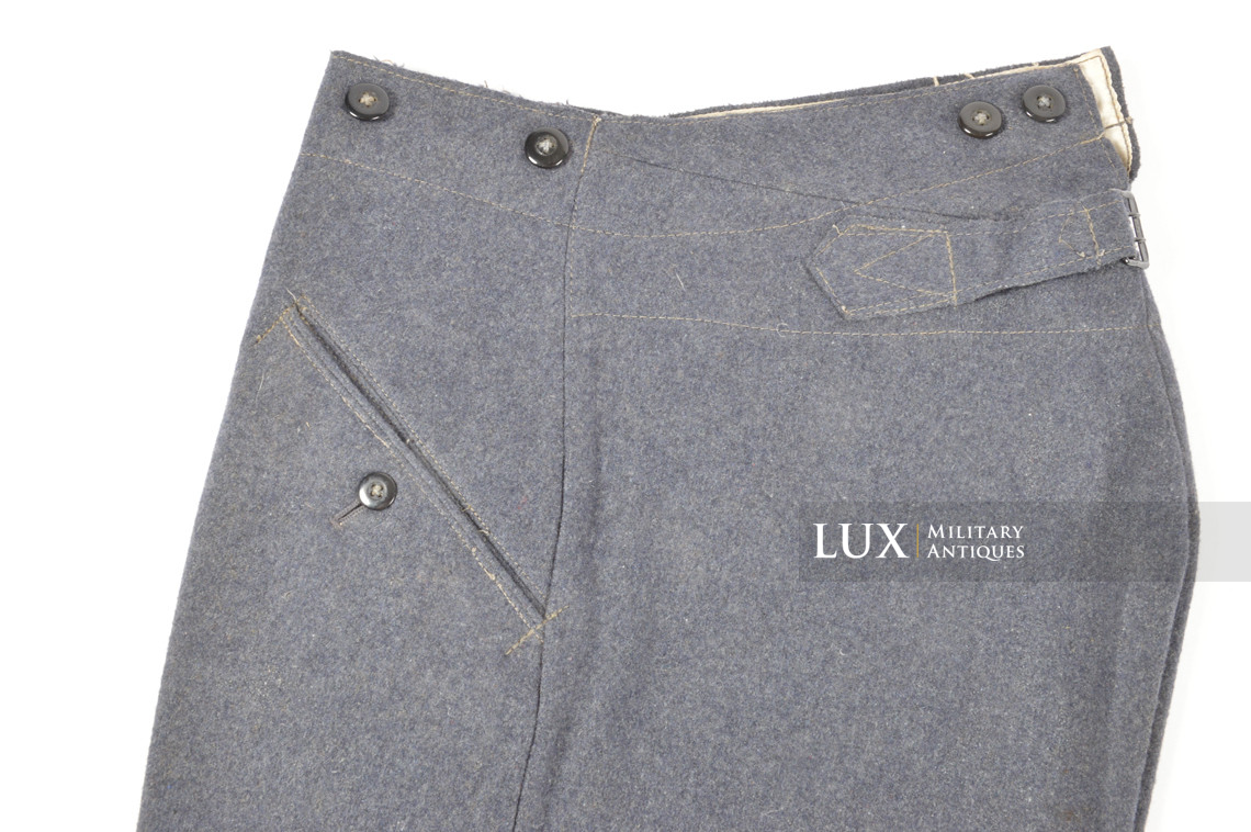 Unissued late-war Luftwaffe straight leg combat trousers - photo 8