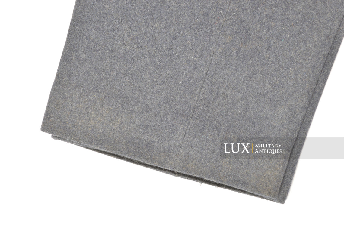 Unissued late-war Luftwaffe straight leg combat trousers - photo 13