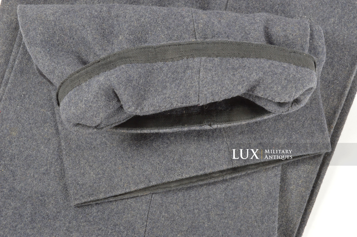 Unissued late-war Luftwaffe straight leg combat trousers - photo 14