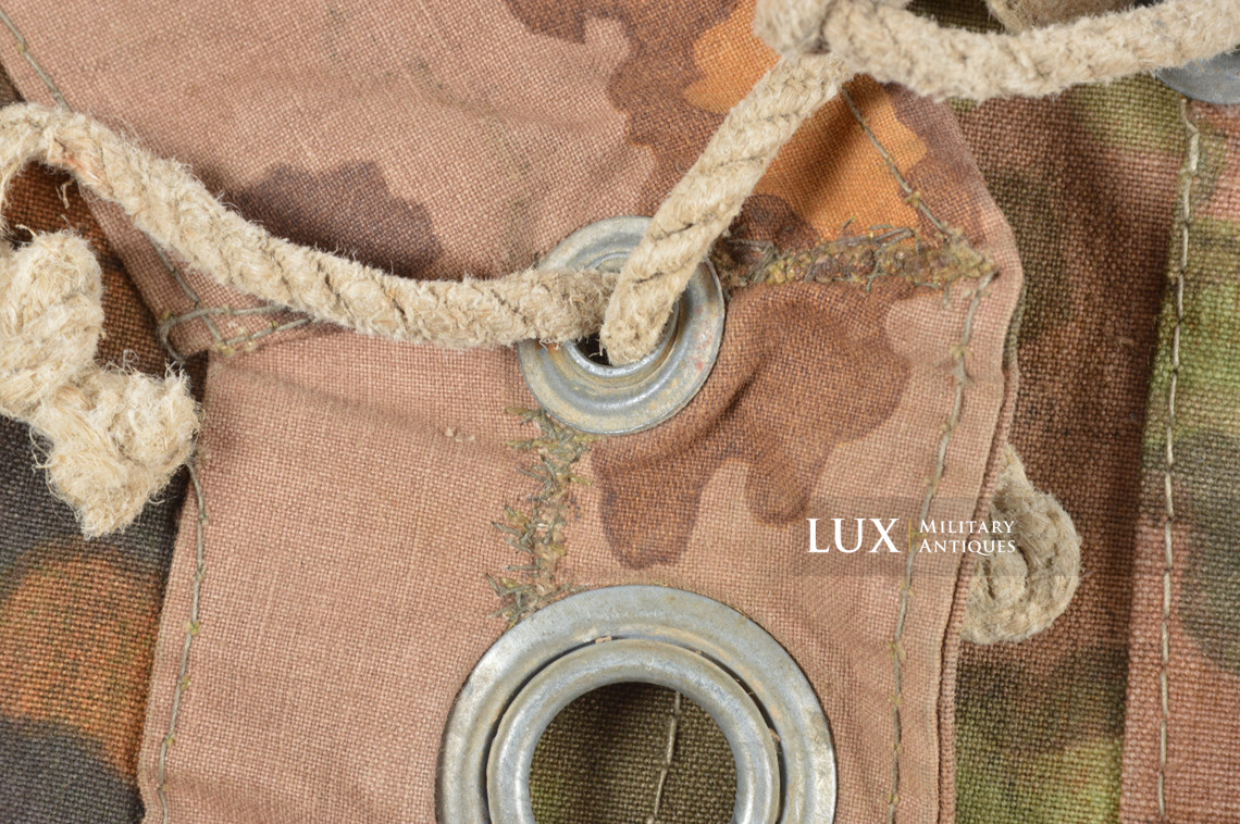Late-war Waffen-SS Oakleaf B camouflage shelter quarter / poncho, « named » - photo 26