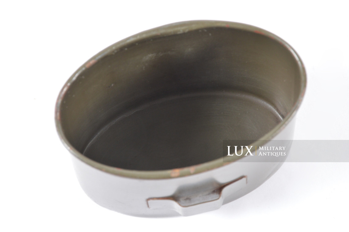 Late war German canteen cup - photo 10