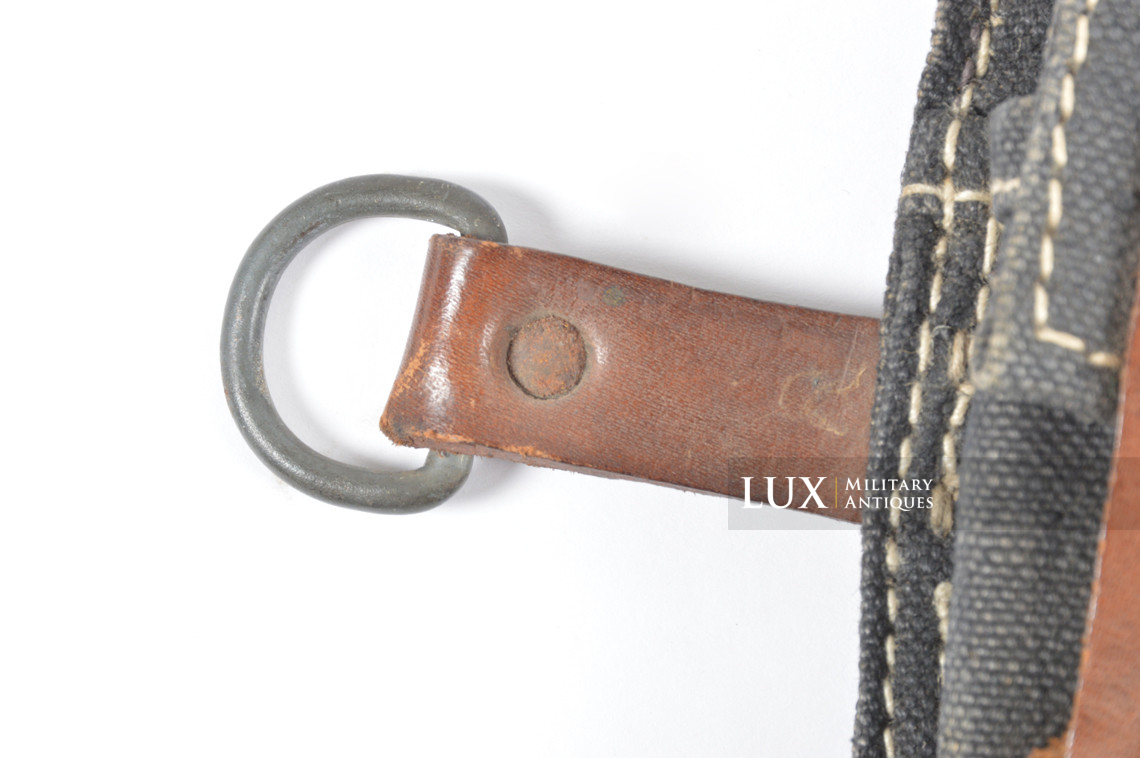 Pair of late war MP38/40 pouches, « dlu 1944 » - photo 32