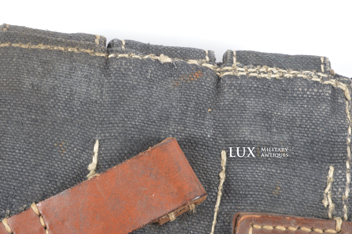 Pair of late war MP38/40 pouches, « dlu 1944 » - photo 34
