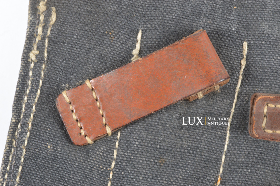 Pair of late war MP38/40 pouches, « dlu 1944 » - photo 35