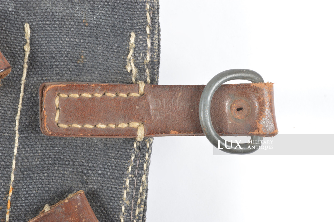 Pair of late war MP38/40 pouches, « dlu 1944 » - photo 36