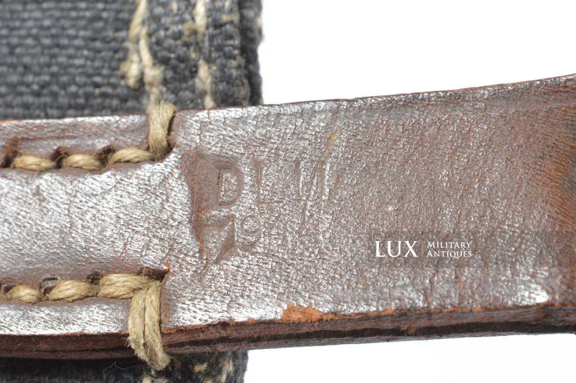 Pair of late war MP38/40 pouches, « dlu 1944 » - photo 37