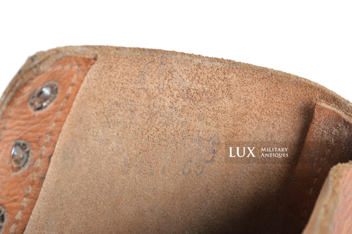 Late-war German low ankle combat boots, « RBNr » - photo 25