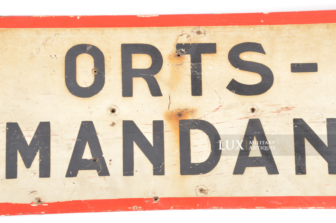 German wooden sign « ORST-KOMMANDANTUR » - photo 9