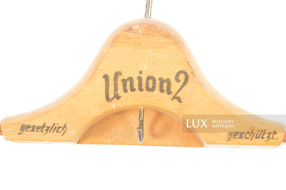 Cintre à vêtement allemand d’époque, « UNION » - photo 8