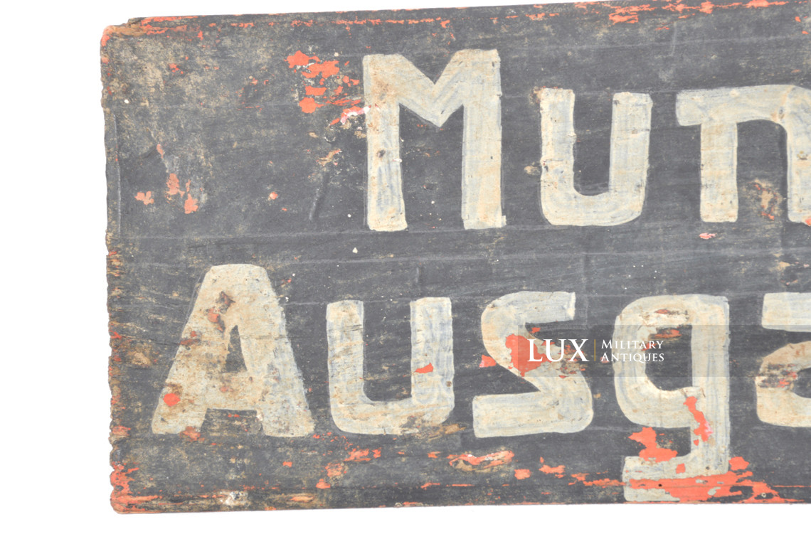 Rare panneau directionnel dépôt de munitions, « Munitions Ausgabestelle » - photo 7