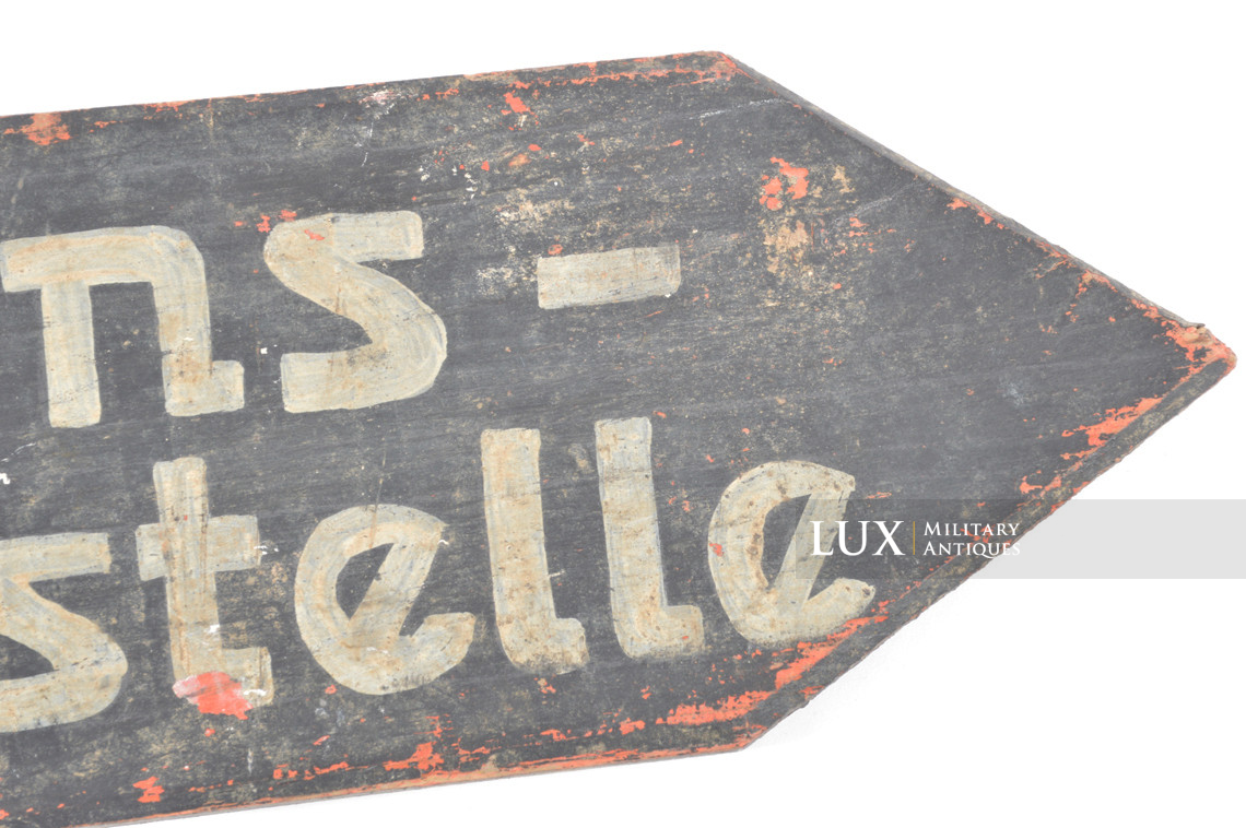 Rare panneau directionnel dépôt de munitions, « Munitions Ausgabestelle » - photo 9