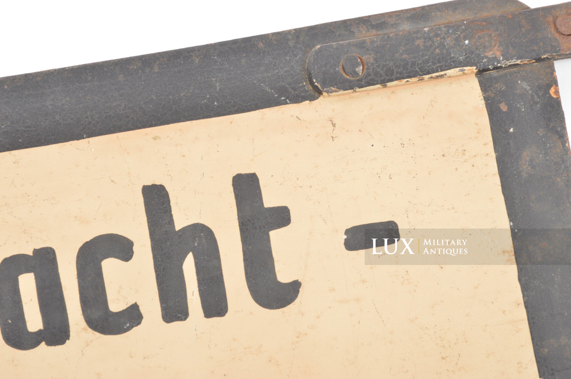 Rare German vehicle pennant, « HEERESSTREIFE / AOK » - photo 9