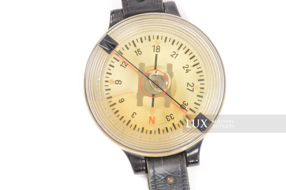 Early German Luftwaffe wrist compass - photo 8
