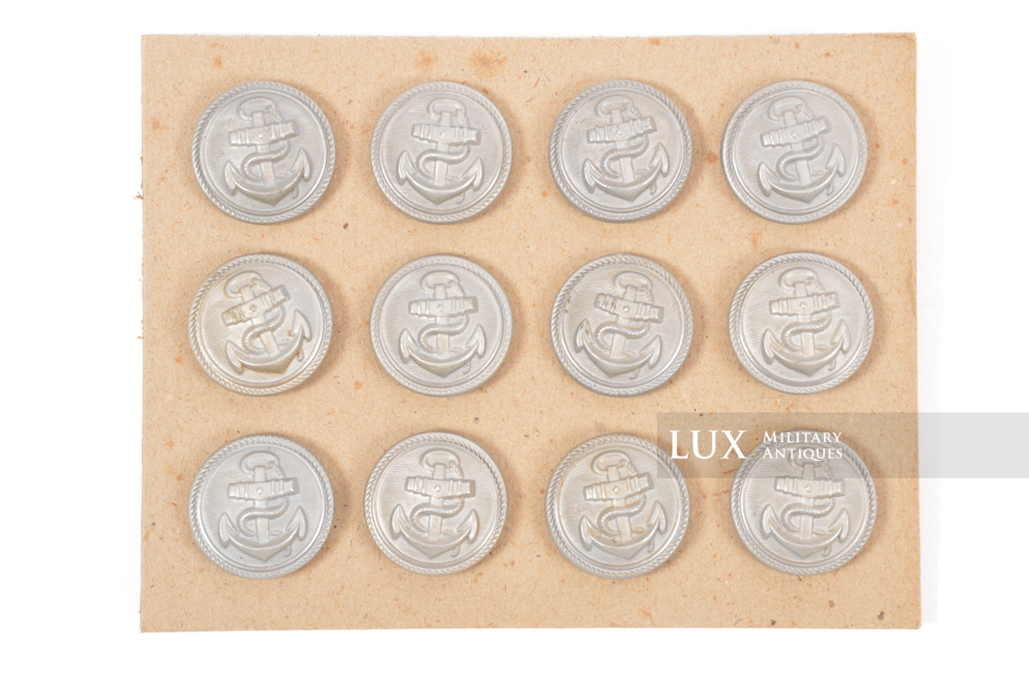 Lot de boutons Kriegsmarine - photo 8