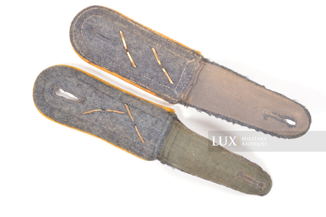 Pair of Luftwaffe flight / para NCO’s shoulder straps - photo 10