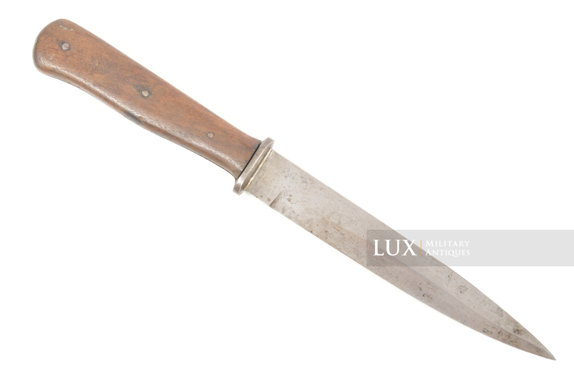 Couteau de combat Heer / Waffen-SS avec une rare variante de fourreau, « F.W. Höller » - photo 12