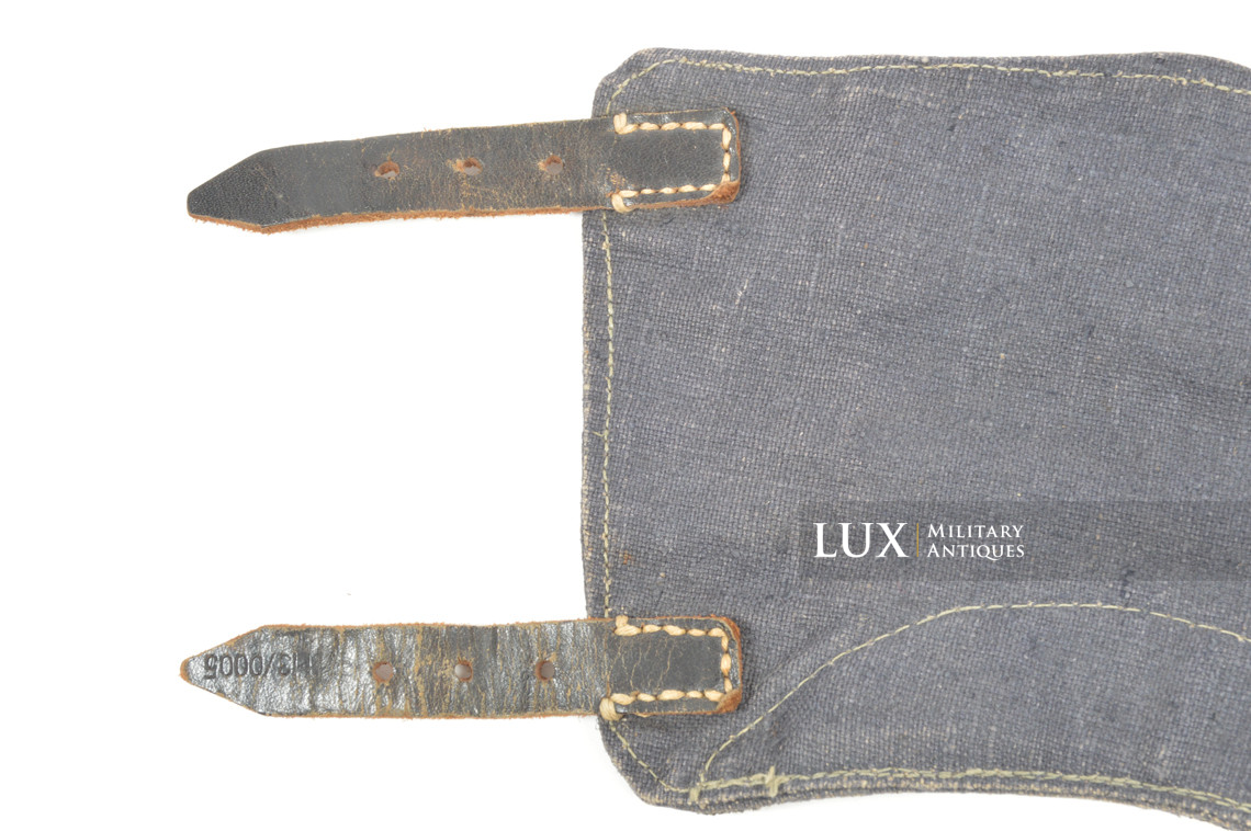 Late-war German Luftwaffe gaiters - photo 9