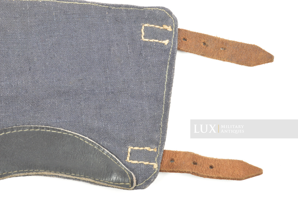 Late-war German Luftwaffe gaiters - photo 13