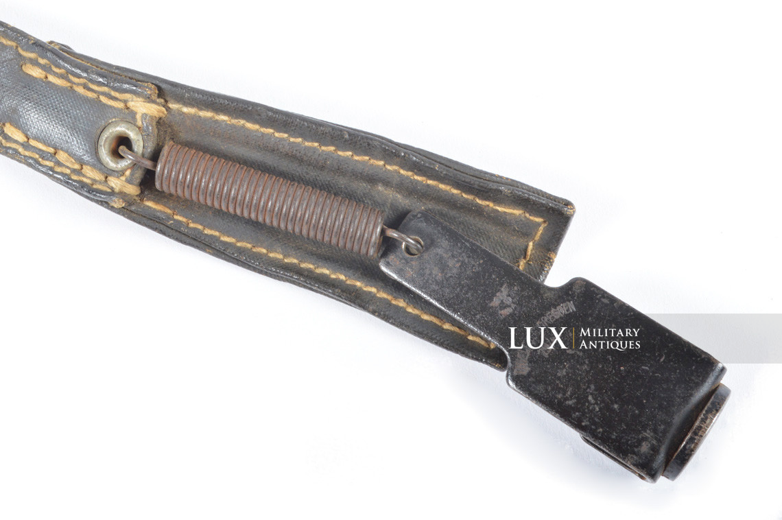 German vehicle specialized radio mounting strap, « ersatz » - photo 8