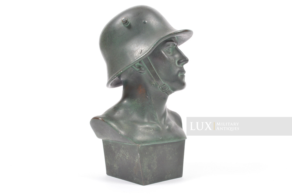 Buste de soldat allemand en bronze - photo 10