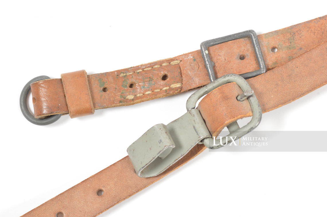 Rare brelage allemand en cuir recyclé français - photo 8