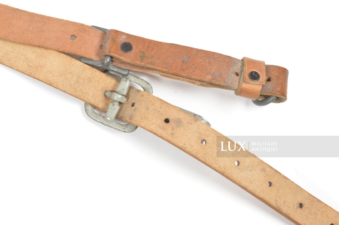 Rare brelage allemand en cuir recyclé français - photo 29