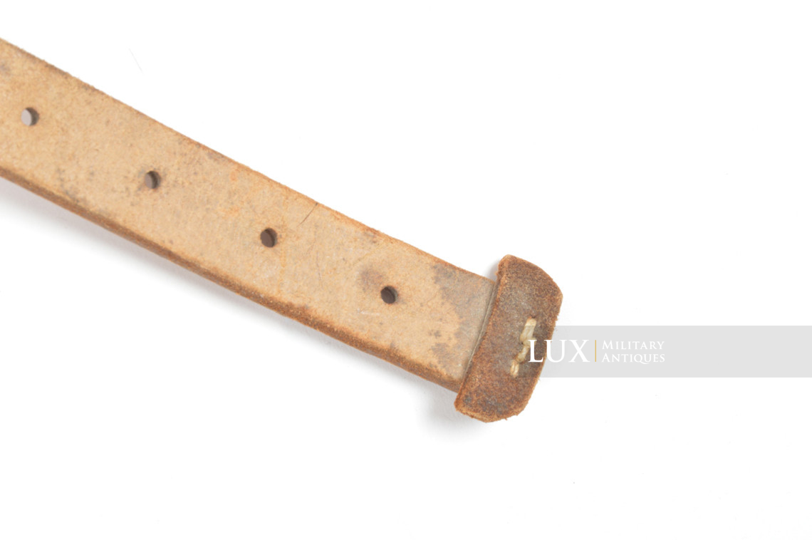 Rare brelage allemand en cuir recyclé français - photo 30