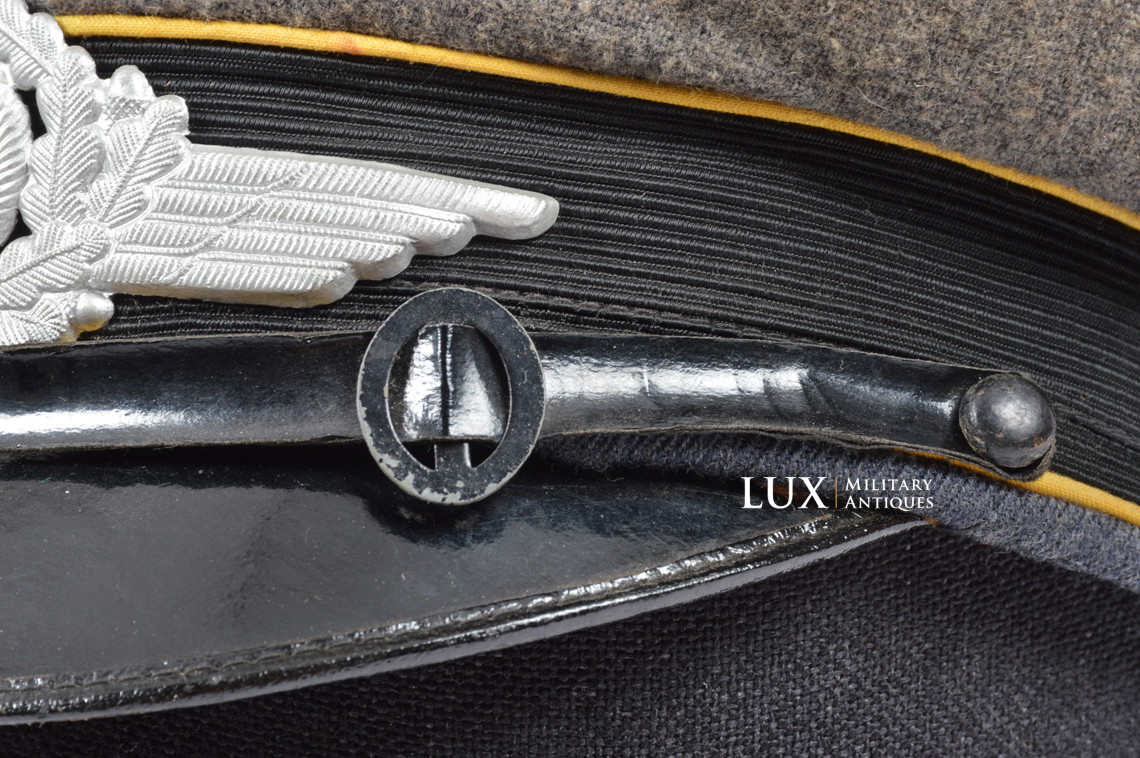 Rare Luftwaffe flight / para em/nco's visor cap, « French Made » - photo 10