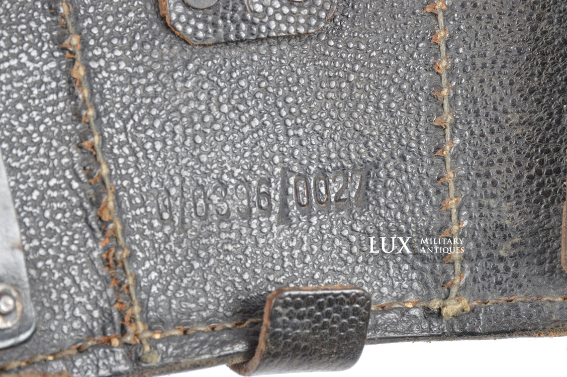 Pair of late-war k98 ammunition pouches, « RBNr » - photo 20