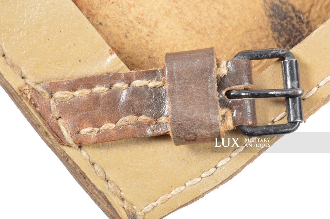 Porte pelle allemand fin de guerre en carton pressé jaune sable, « jWa 4 » - photo 16