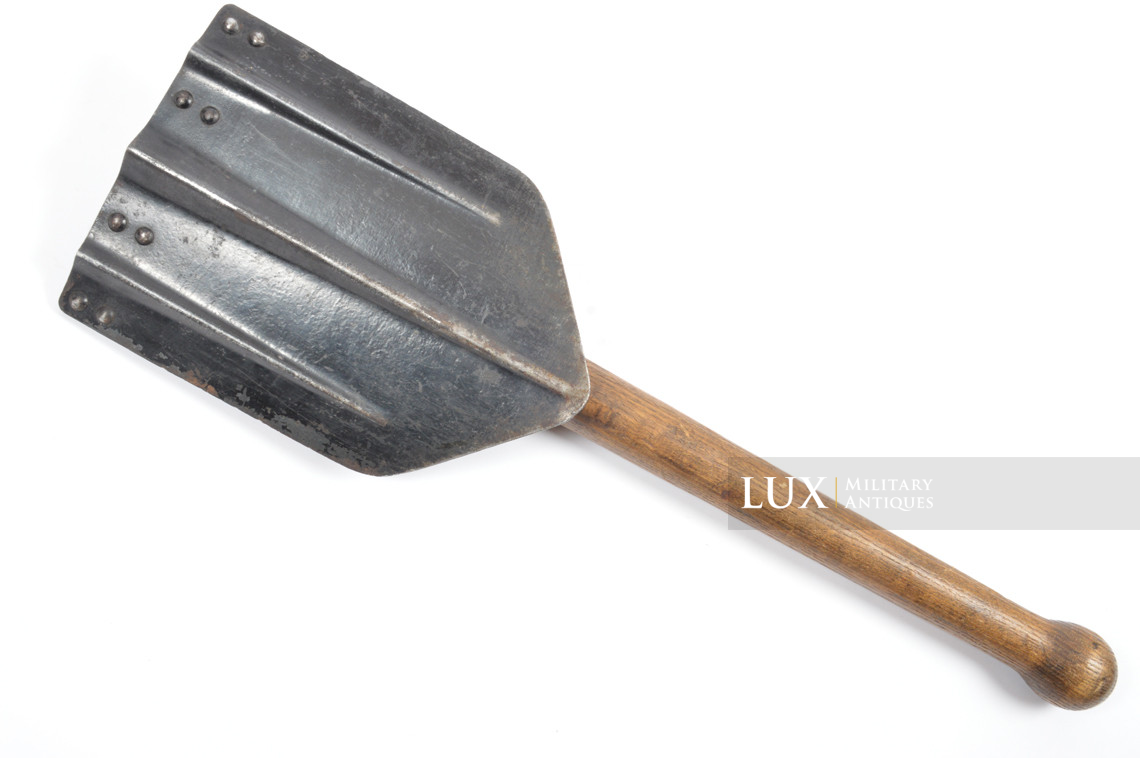 German folding shovel and carrying case, first pattern, « 1940 » - photo 22