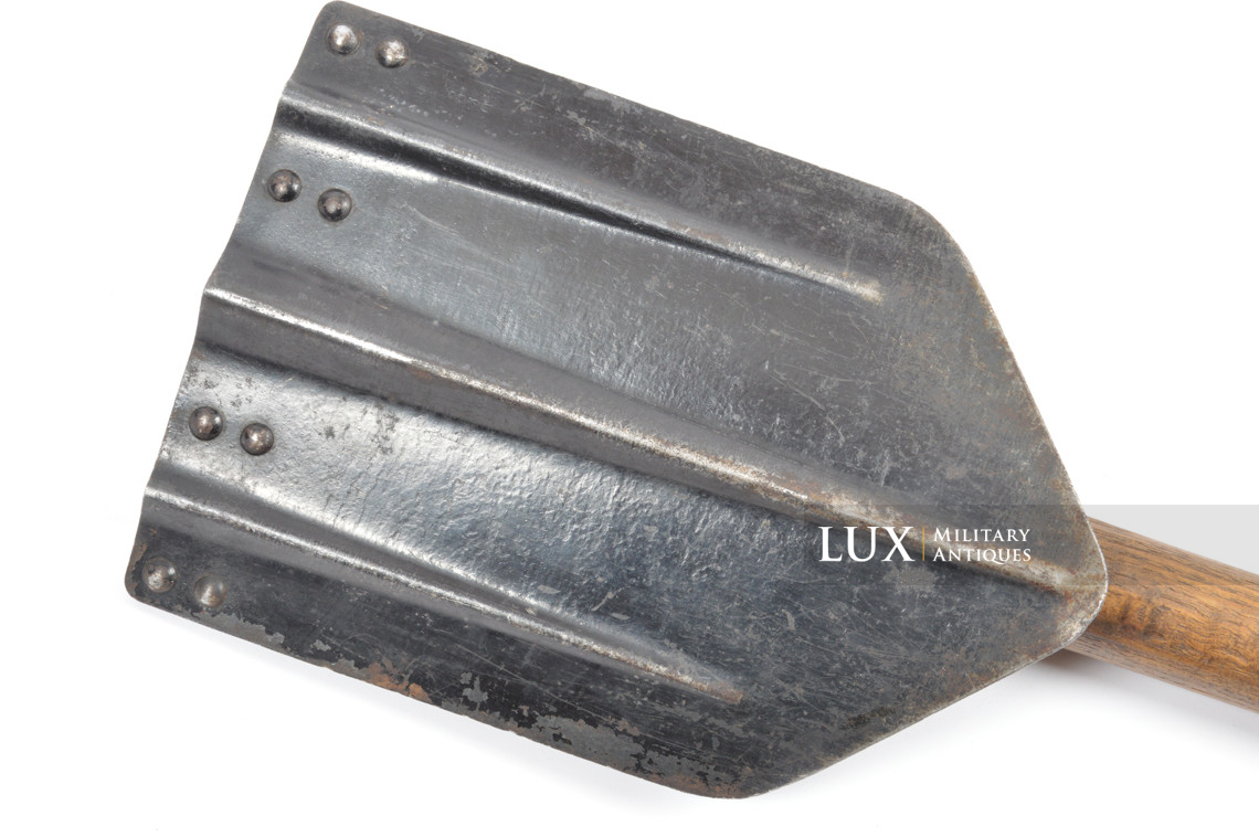 German folding shovel and carrying case, first pattern, « 1940 » - photo 23