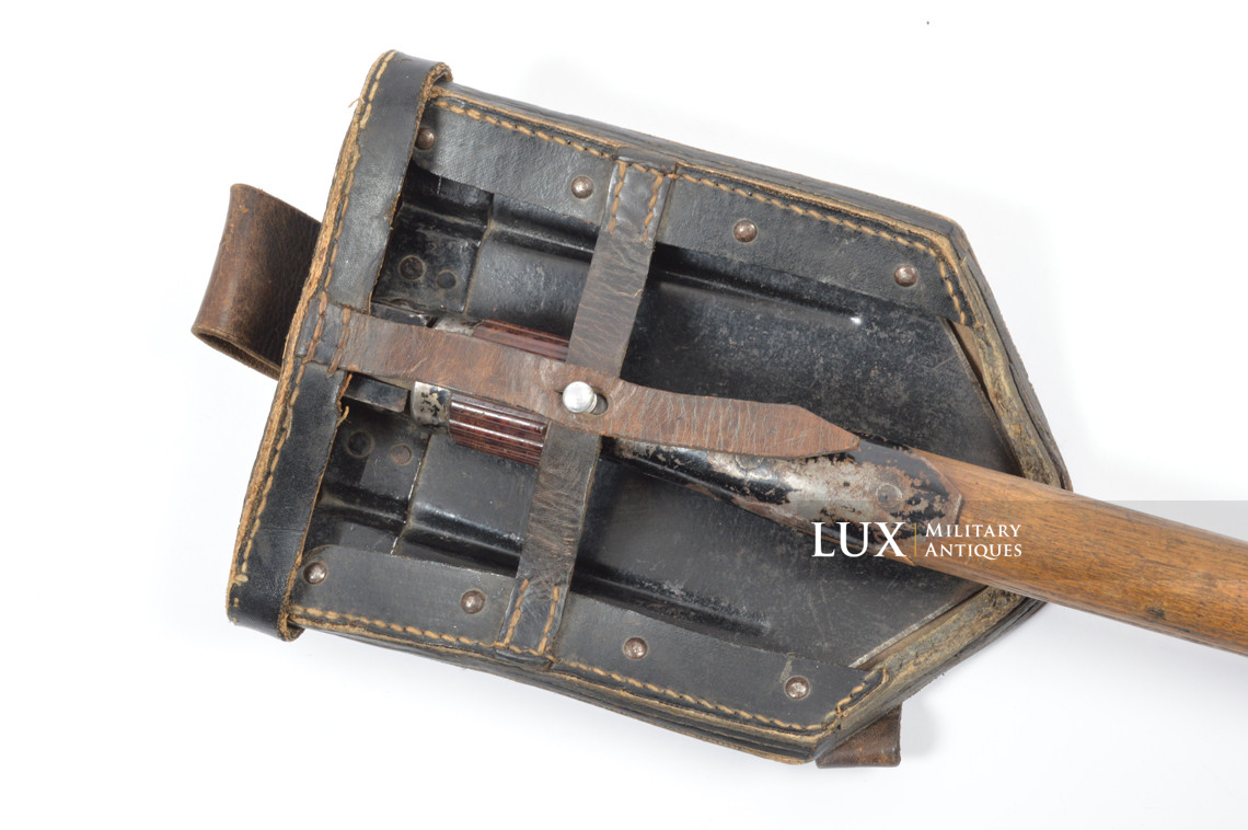 German folding shovel and carrying case, first pattern, « 1940 » - photo 8