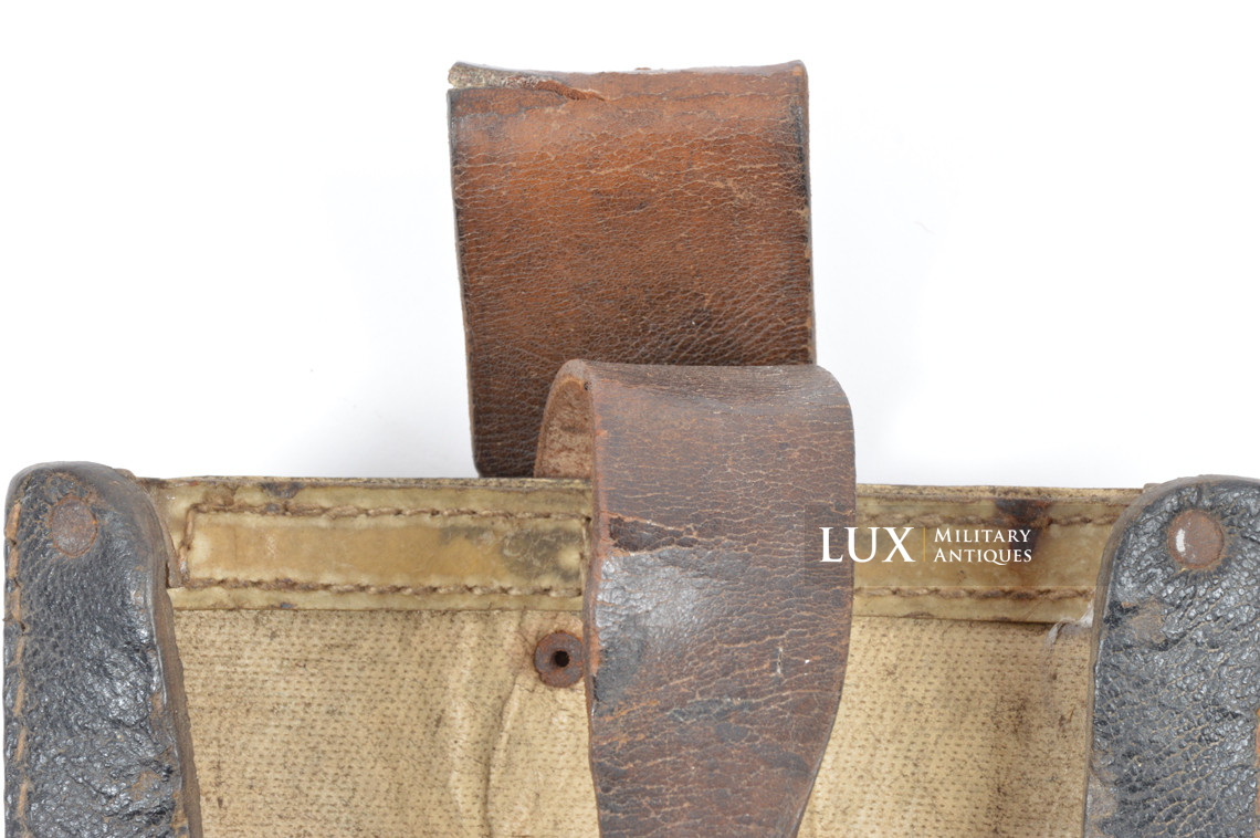 German folding shovel and carrying case - photo 11