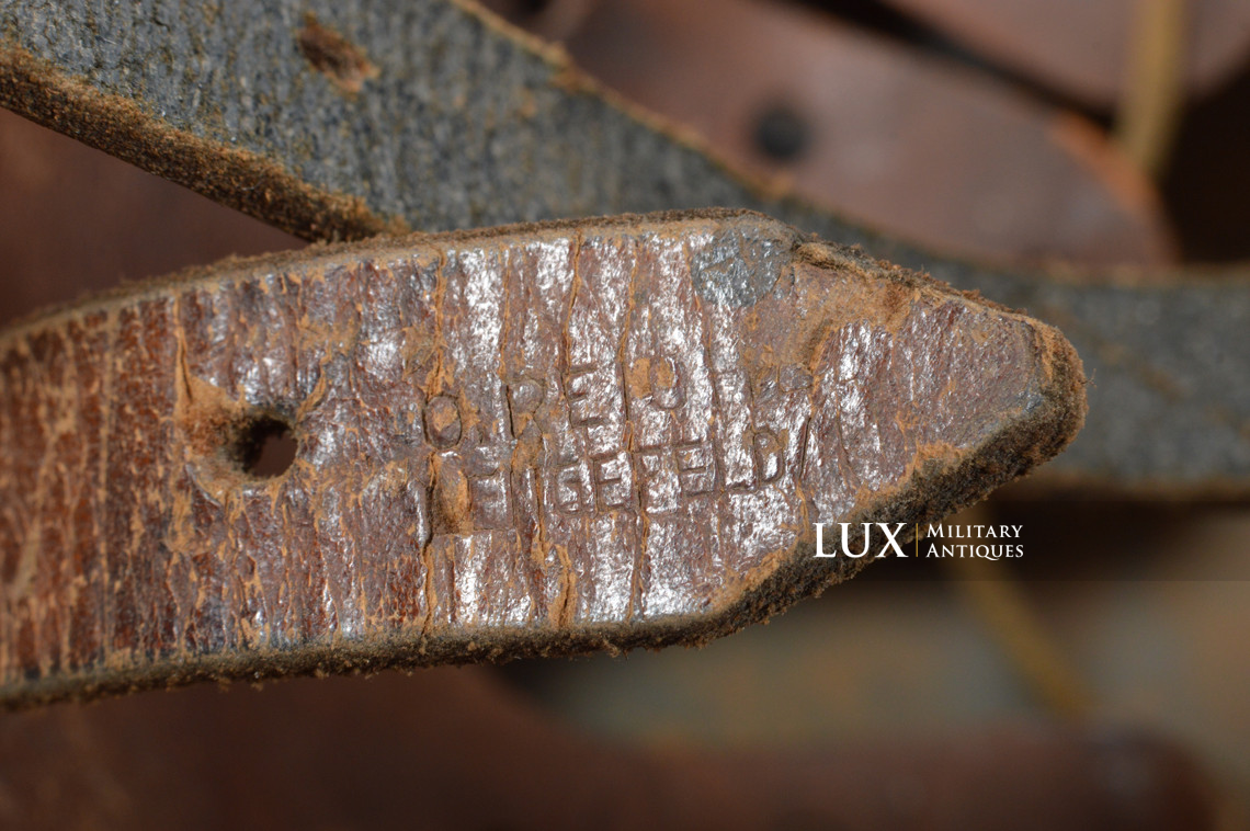 M40 Luftwaffe ex-netted camouflage helmet - photo 46